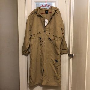 Nike NWT trench style with hood jacket